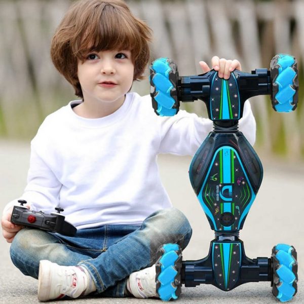 السيارة العجيبة stunt car